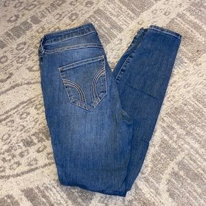 Curvy High-rise ripped jeans